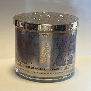 Fresh sparkling snow bath and body works candle brand new 14.5 oz
